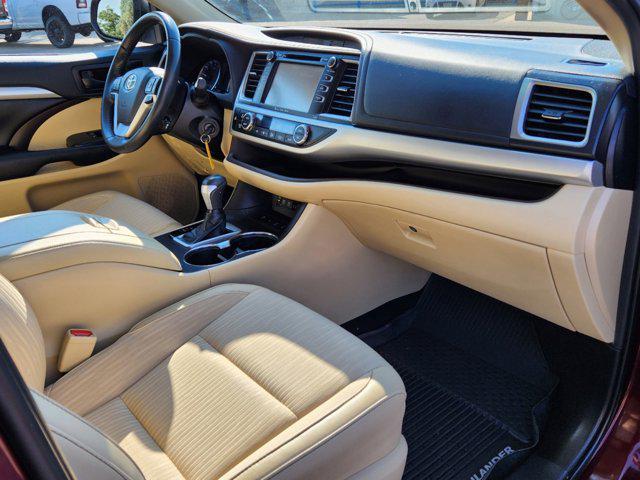 used 2019 Toyota Highlander car, priced at $28,994