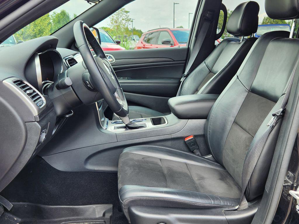 used 2021 Jeep Grand Cherokee car, priced at $29,495
