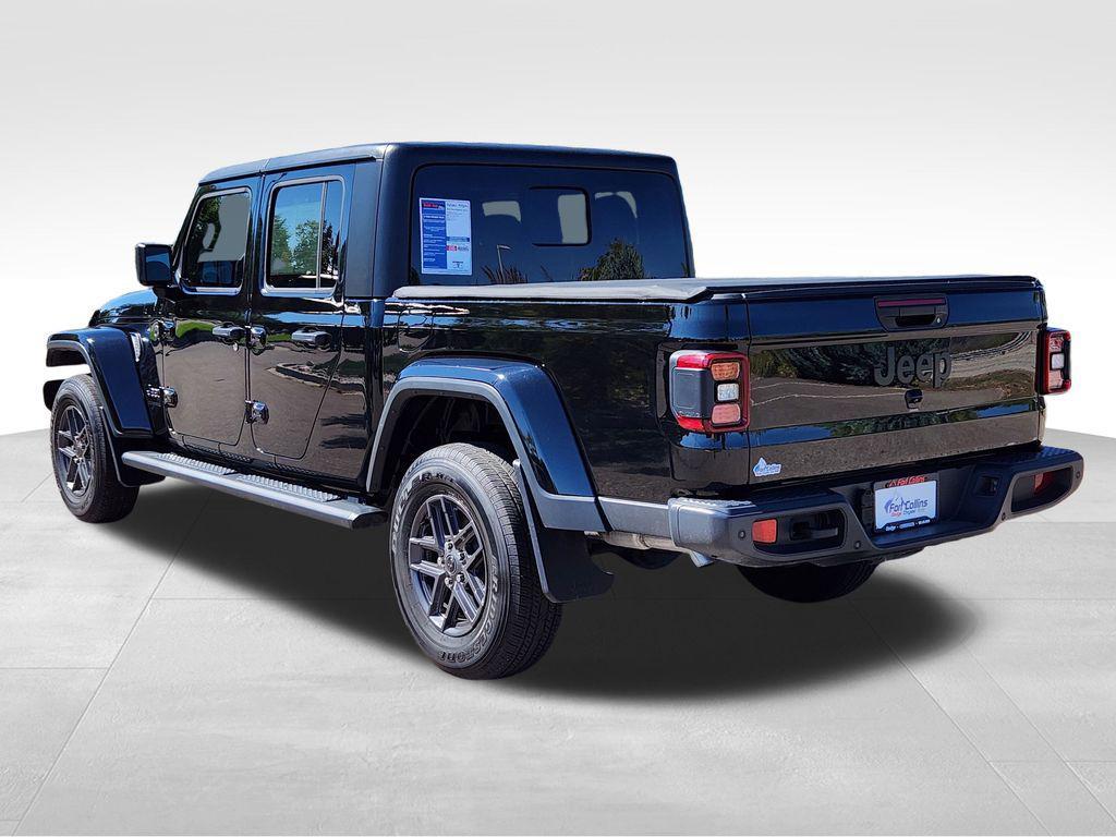 used 2024 Jeep Gladiator car, priced at $40,995
