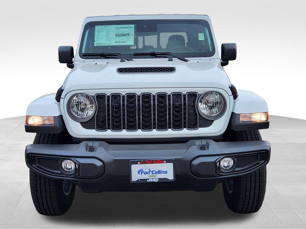 new 2025 Jeep Gladiator car, priced at $45,166