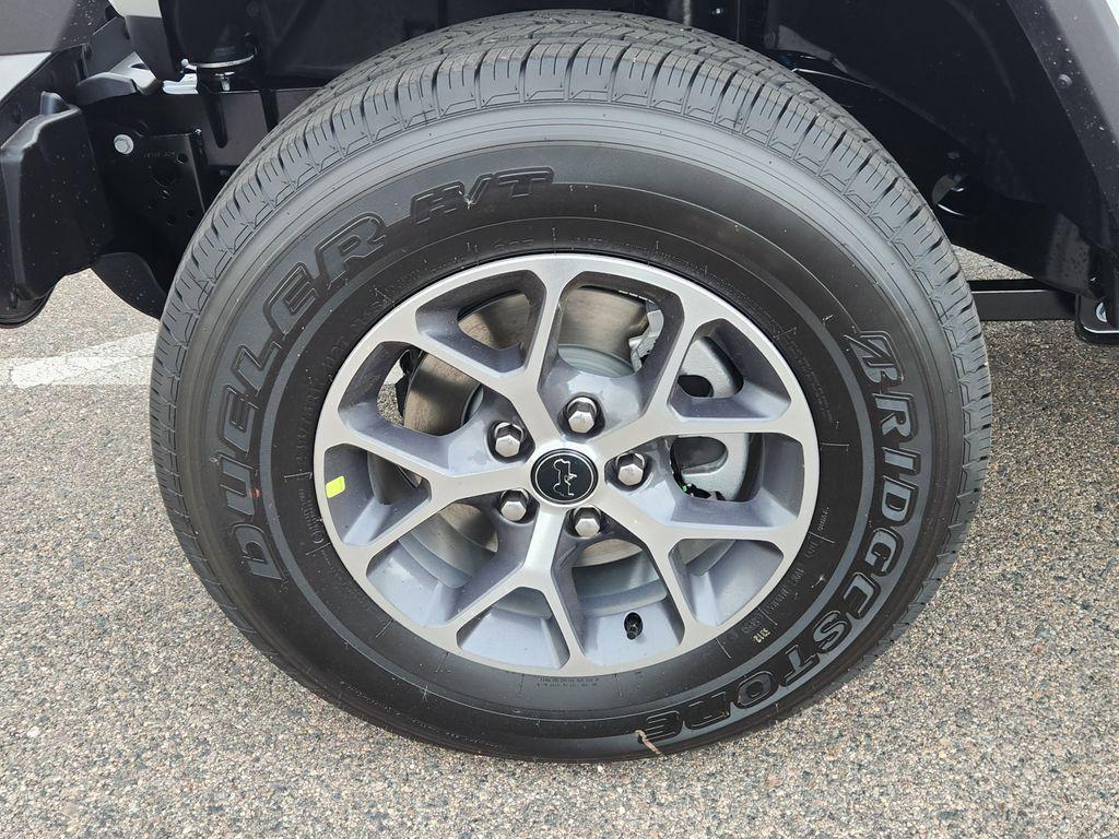 new 2025 Jeep Gladiator car, priced at $45,166