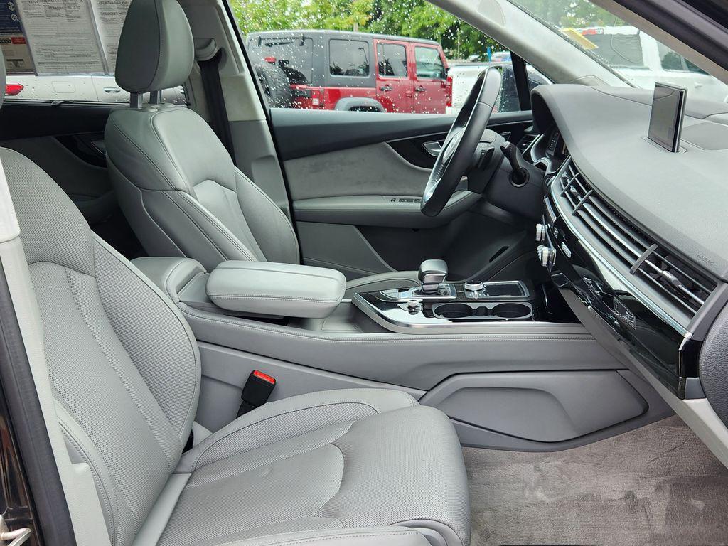 used 2019 Audi Q7 car, priced at $24,495