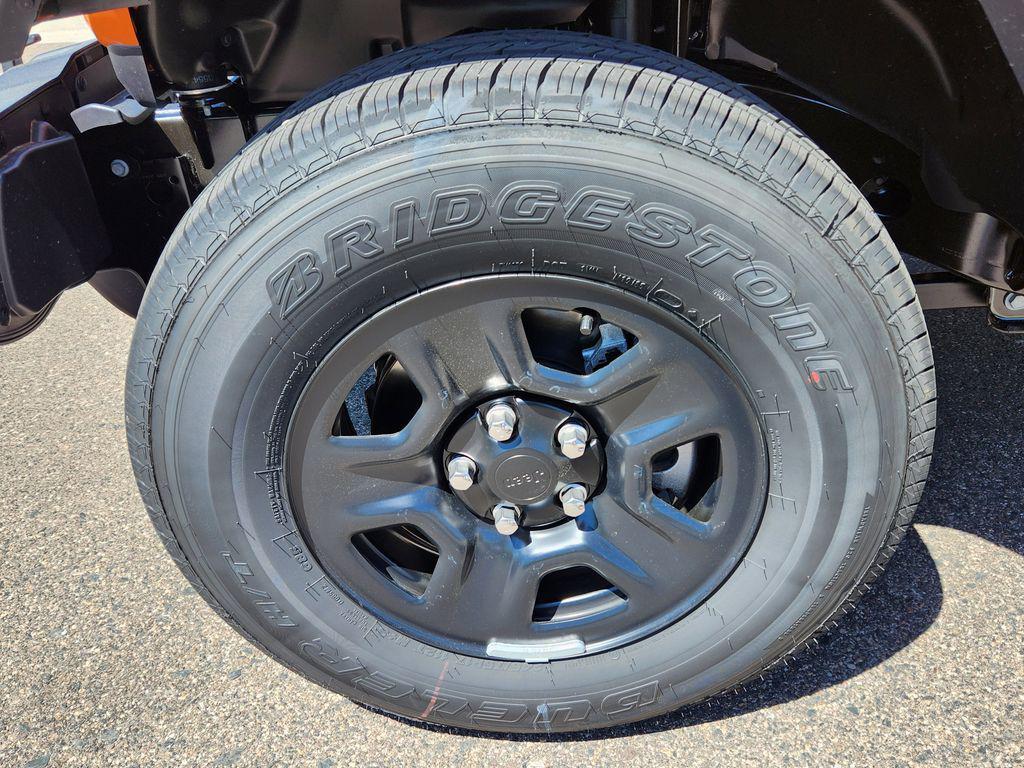 new 2025 Jeep Gladiator car, priced at $36,150