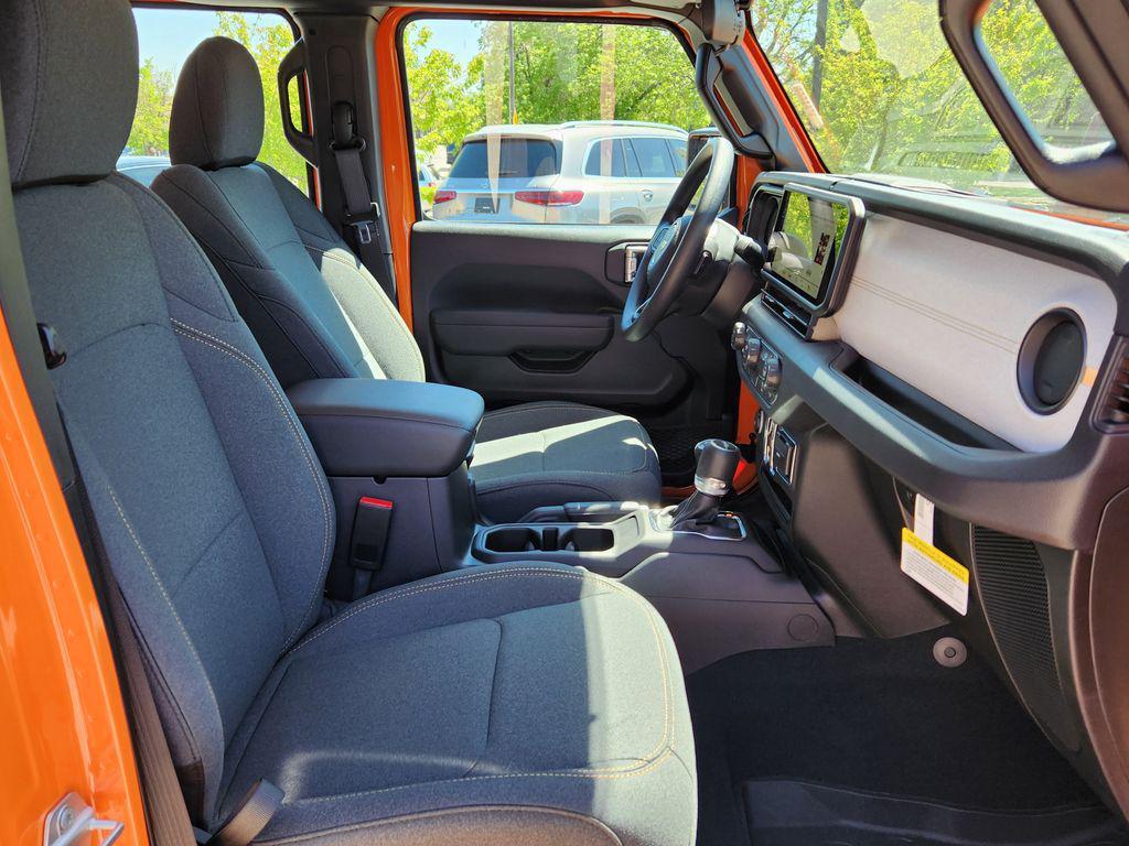 new 2025 Jeep Gladiator car, priced at $36,150