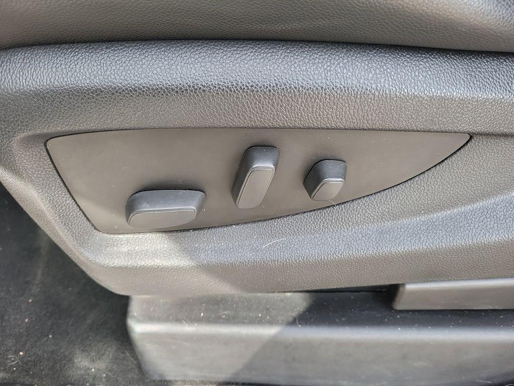 used 2015 Chevrolet Suburban car, priced at $20,358