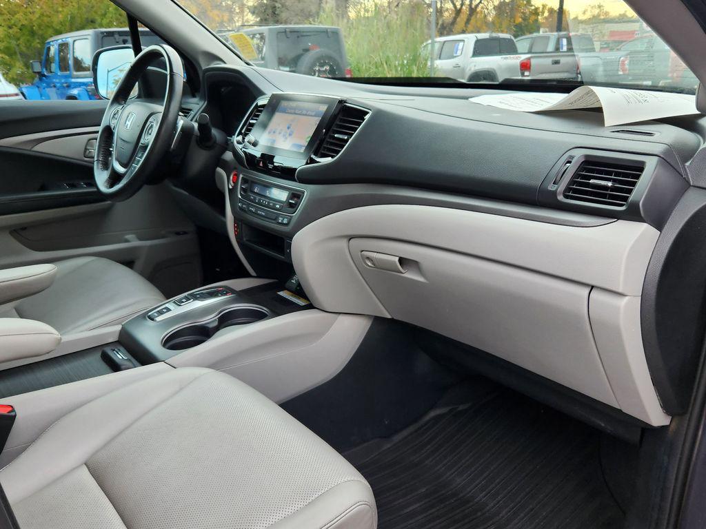 used 2023 Honda Ridgeline car, priced at $32,422