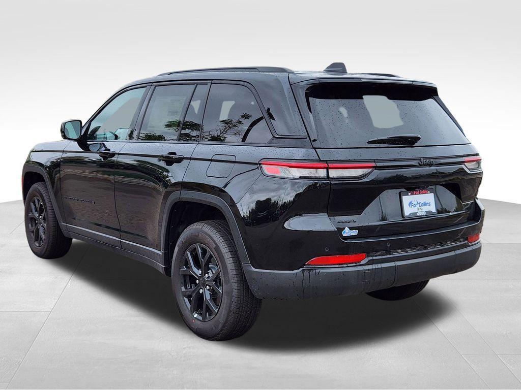new 2025 Jeep Grand Cherokee car, priced at $43,724