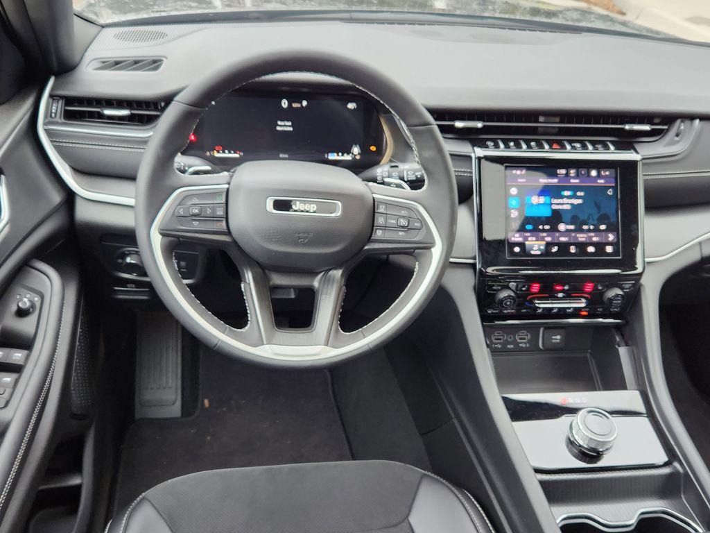 new 2025 Jeep Grand Cherokee L car, priced at $43,819