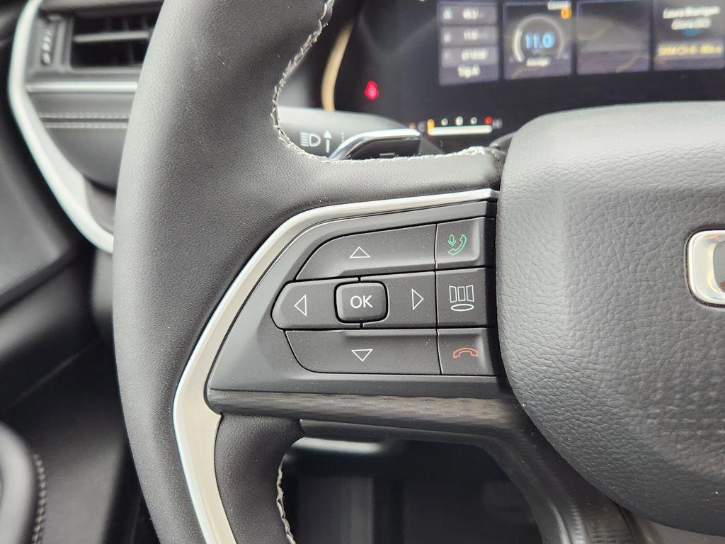 new 2025 Jeep Grand Cherokee L car, priced at $43,819