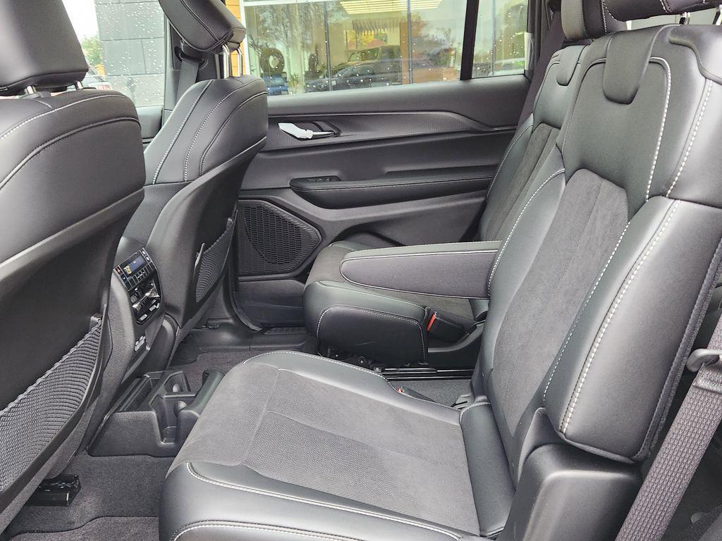 new 2025 Jeep Grand Cherokee L car, priced at $43,819