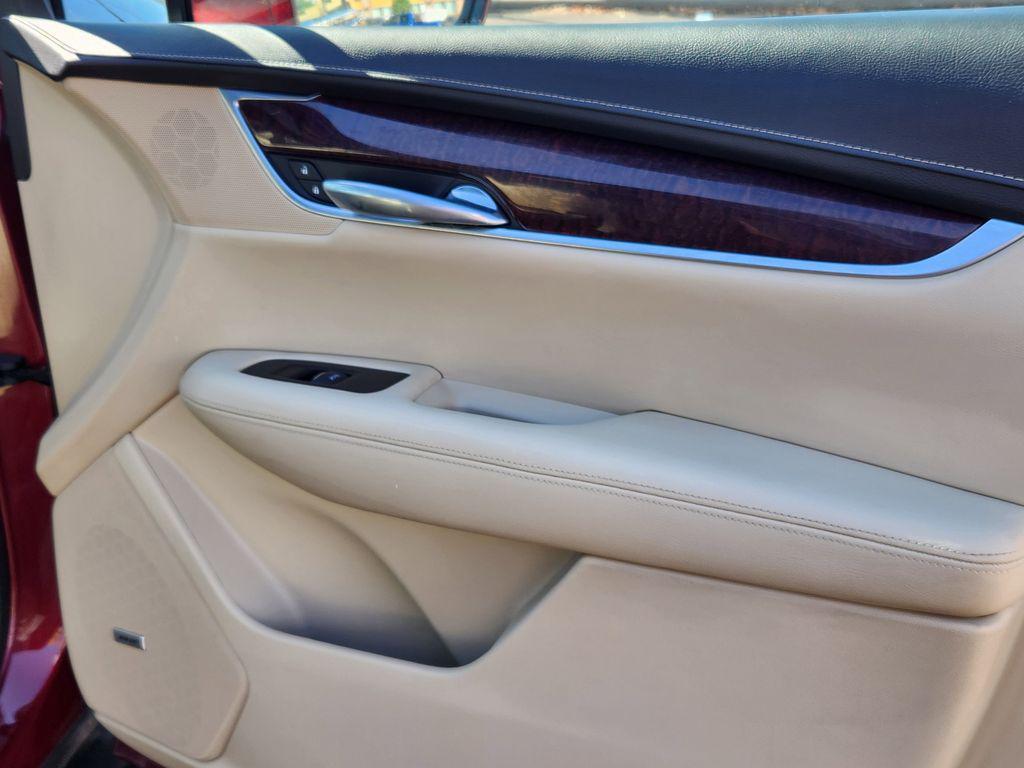 used 2017 Cadillac XT5 car, priced at $18,495