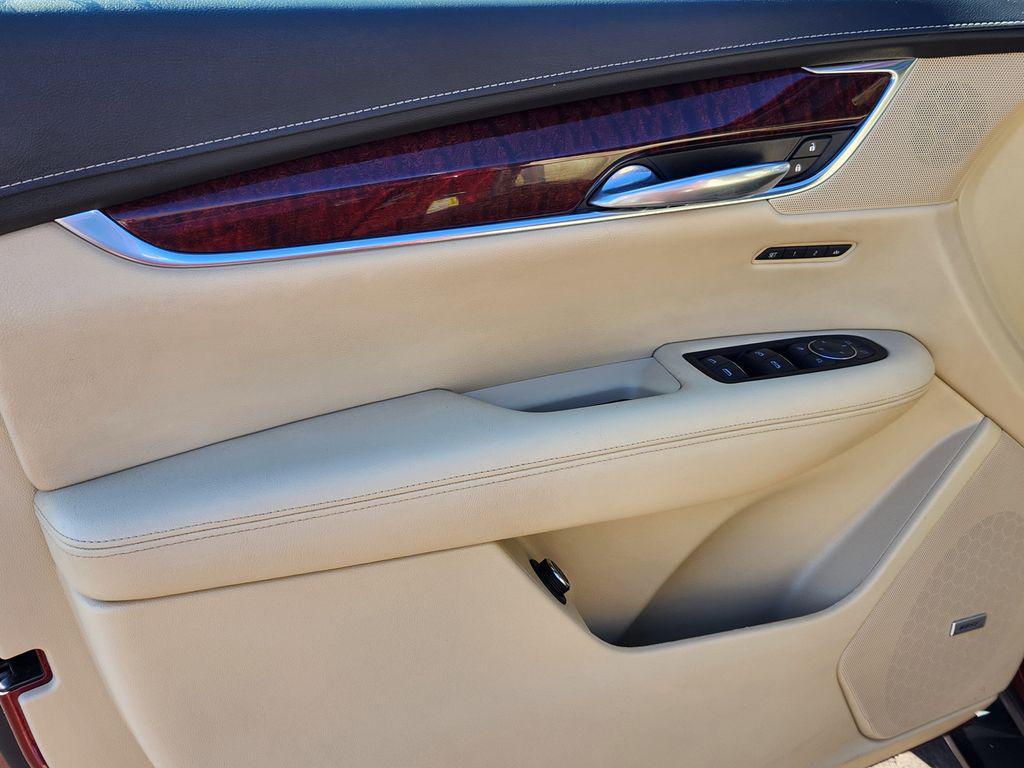 used 2017 Cadillac XT5 car, priced at $18,495