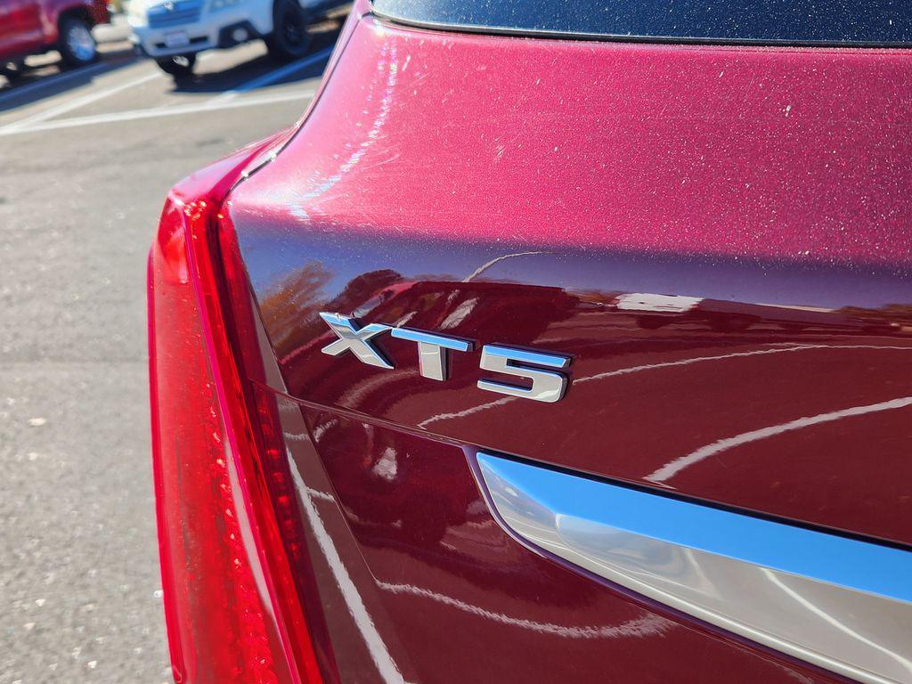 used 2017 Cadillac XT5 car, priced at $18,495