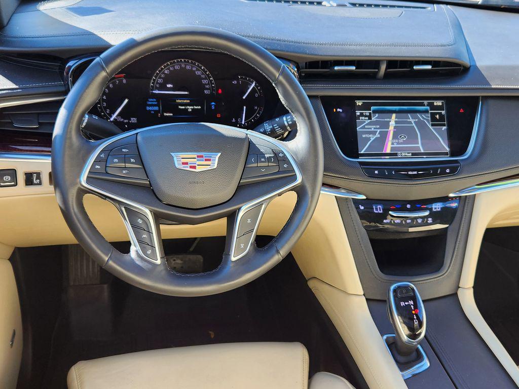used 2017 Cadillac XT5 car, priced at $18,495