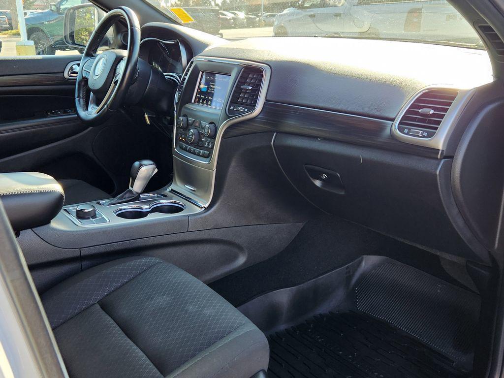 used 2021 Jeep Grand Cherokee car, priced at $24,195