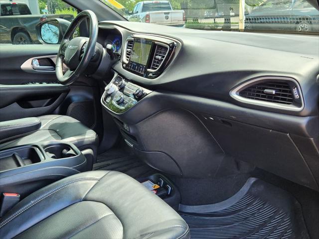 used 2020 Chrysler Pacifica car, priced at $23,295