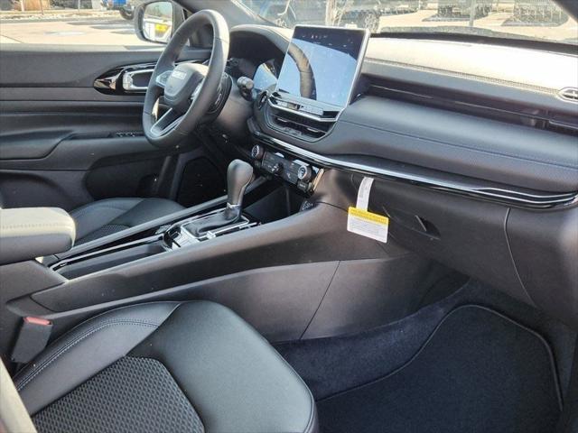 new 2025 Jeep Compass car, priced at $30,586