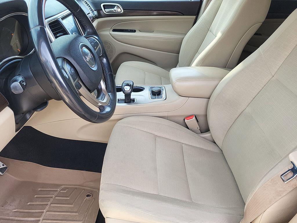 used 2014 Jeep Grand Cherokee car, priced at $12,795