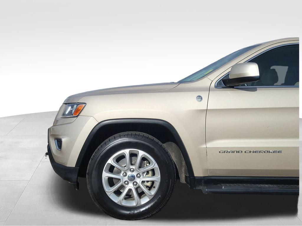 used 2014 Jeep Grand Cherokee car, priced at $12,795