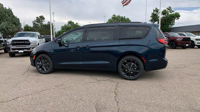 new 2024 Chrysler Pacifica car, priced at $42,870