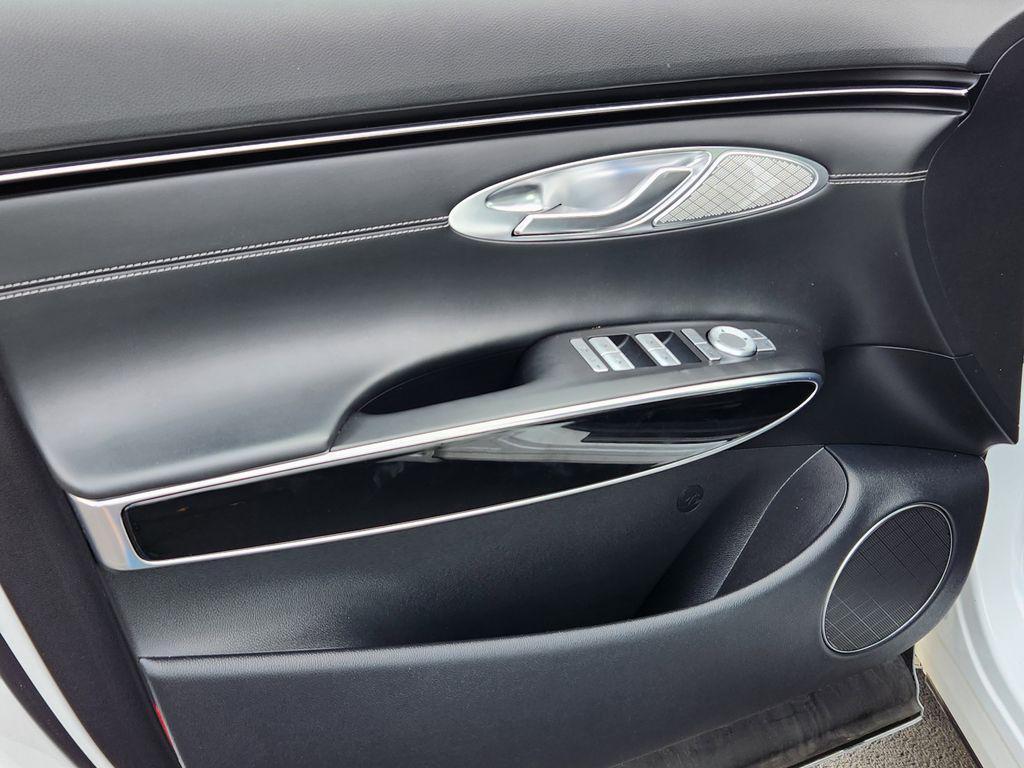 used 2025 Genesis GV70 car, priced at $42,295