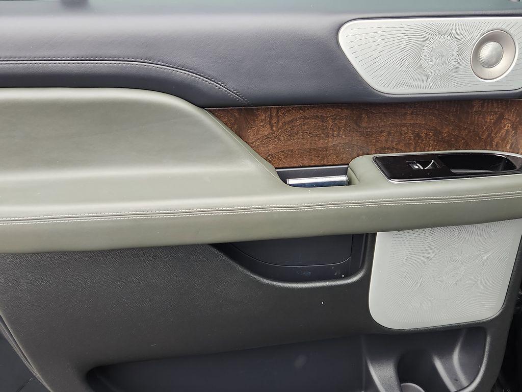 used 2023 Lincoln Navigator car, priced at $72,061