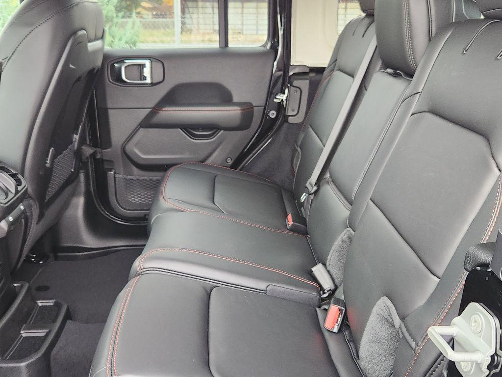 new 2025 Jeep Wrangler car, priced at $54,774