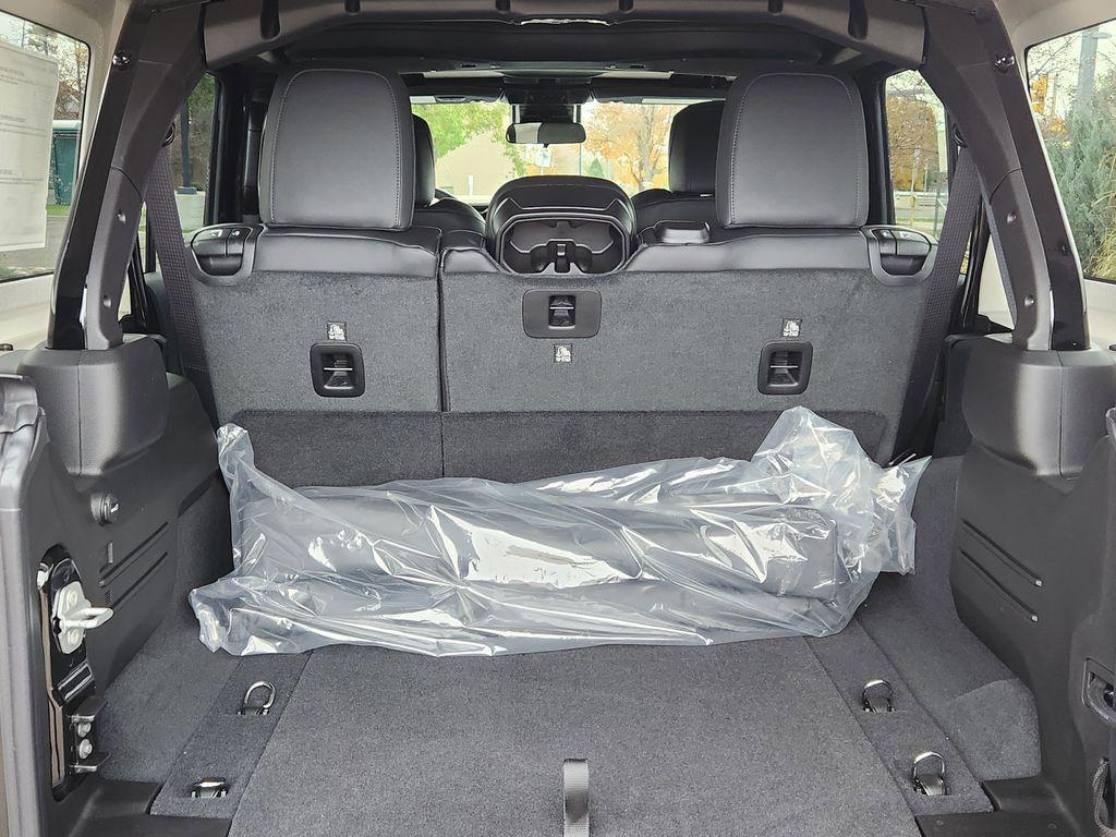 new 2025 Jeep Wrangler car, priced at $54,774