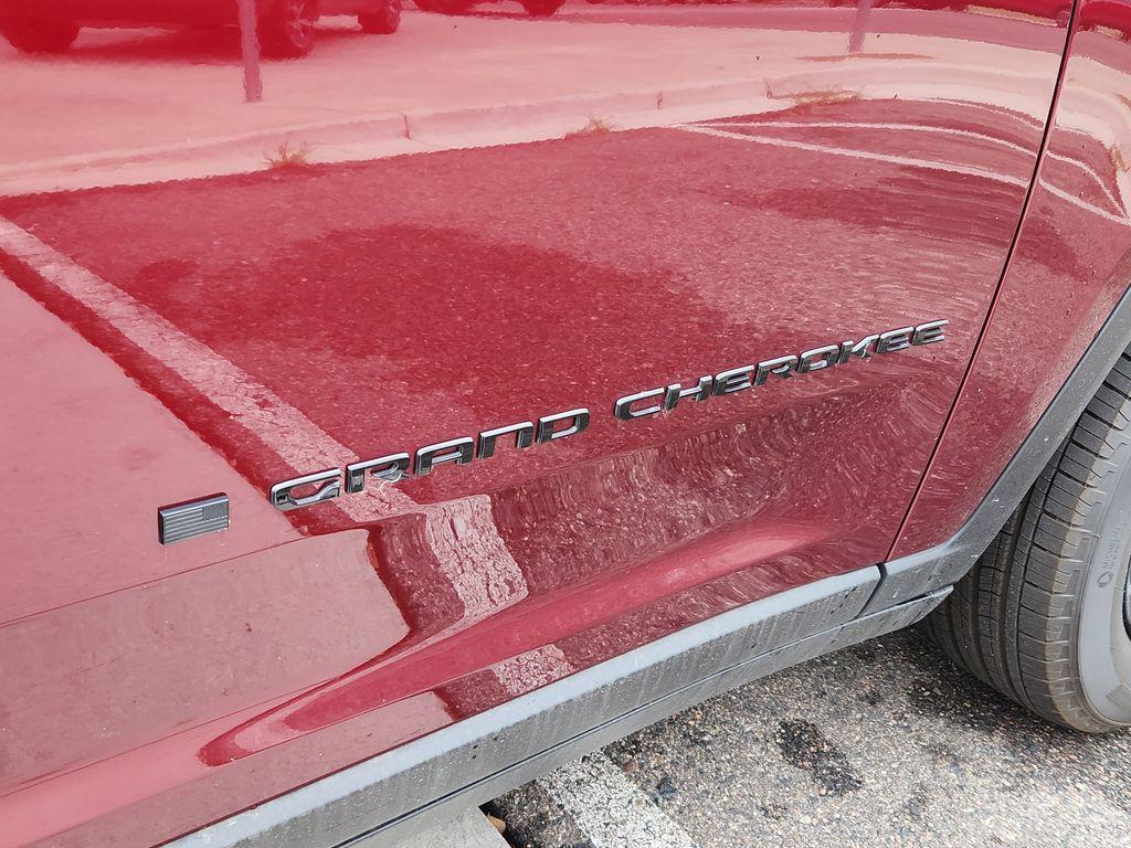 new 2025 Jeep Grand Cherokee L car, priced at $41,953