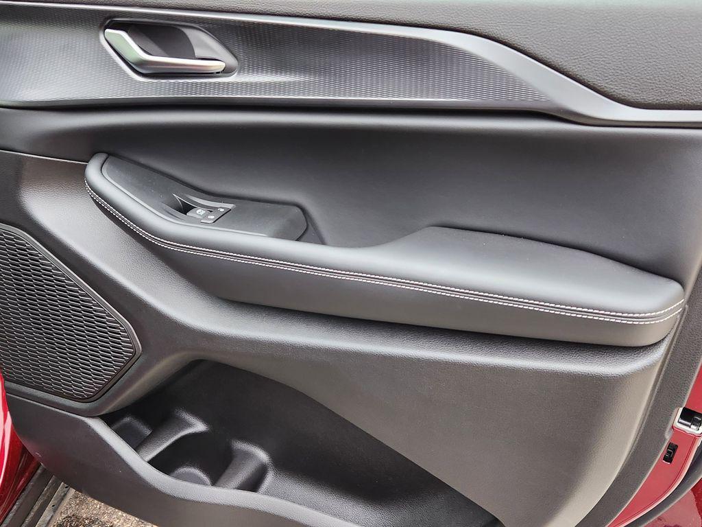 new 2025 Jeep Grand Cherokee L car, priced at $41,953