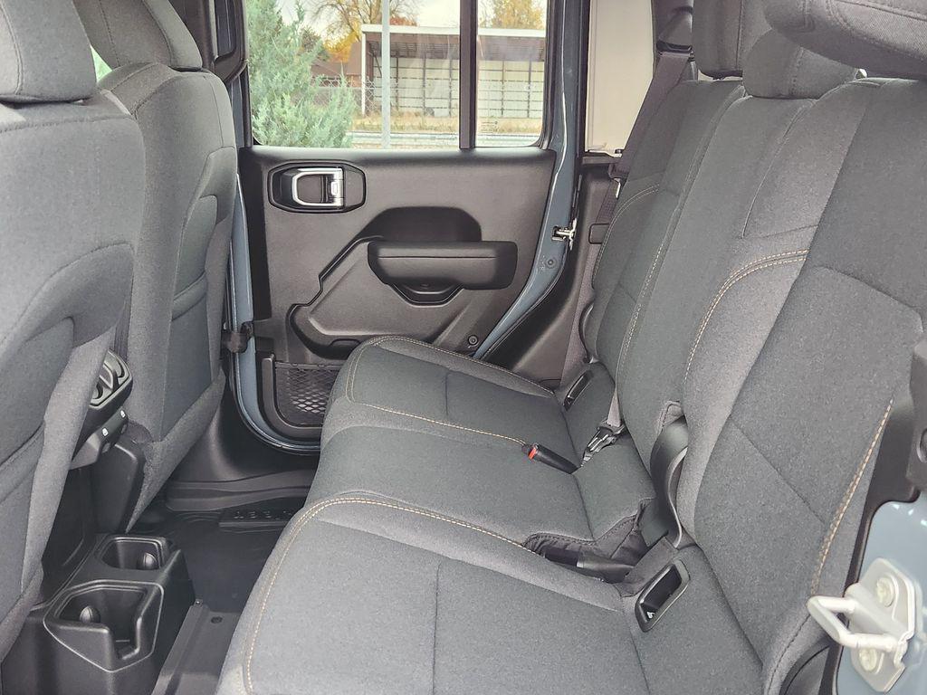 new 2025 Jeep Gladiator car, priced at $45,146