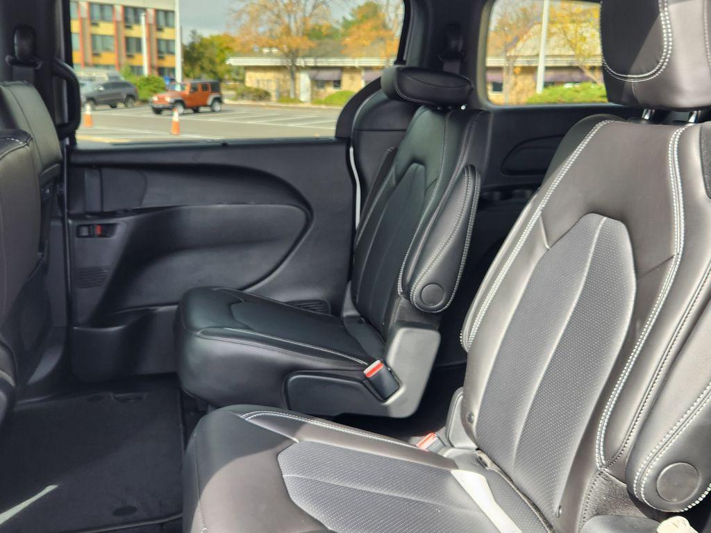 new 2026 Chrysler Pacifica car, priced at $46,926