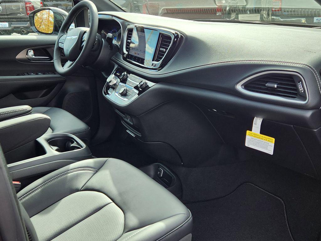 new 2026 Chrysler Pacifica car, priced at $46,926