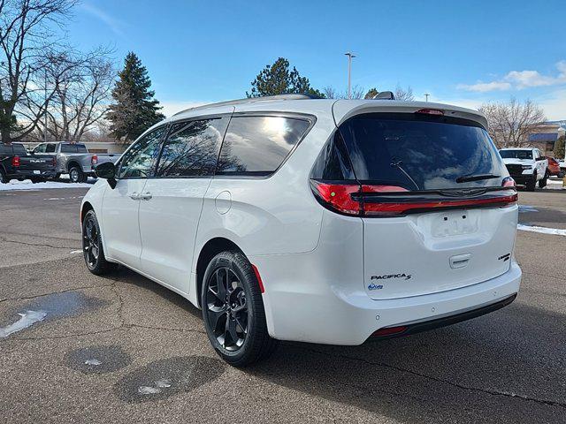 new 2025 Chrysler Pacifica car, priced at $51,559