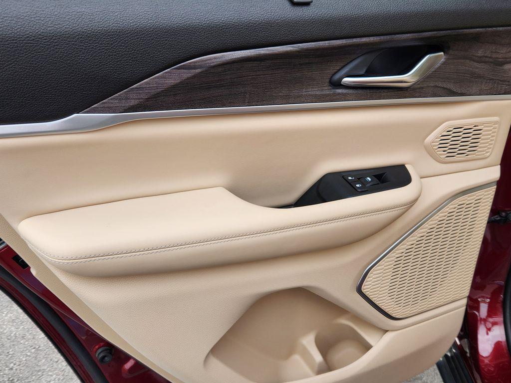 used 2022 Jeep Grand Cherokee 4xe car, priced at $29,495