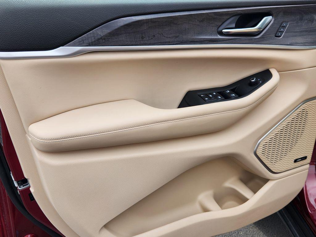 used 2022 Jeep Grand Cherokee 4xe car, priced at $29,495