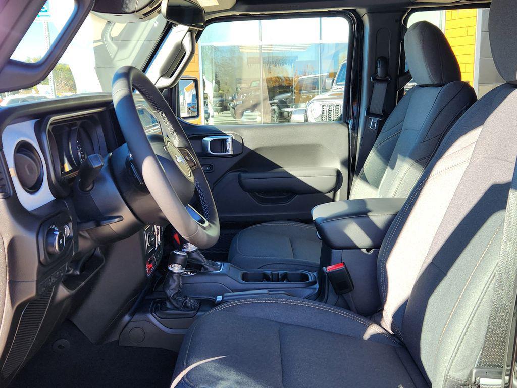 new 2026 Jeep Wrangler car, priced at $52,513