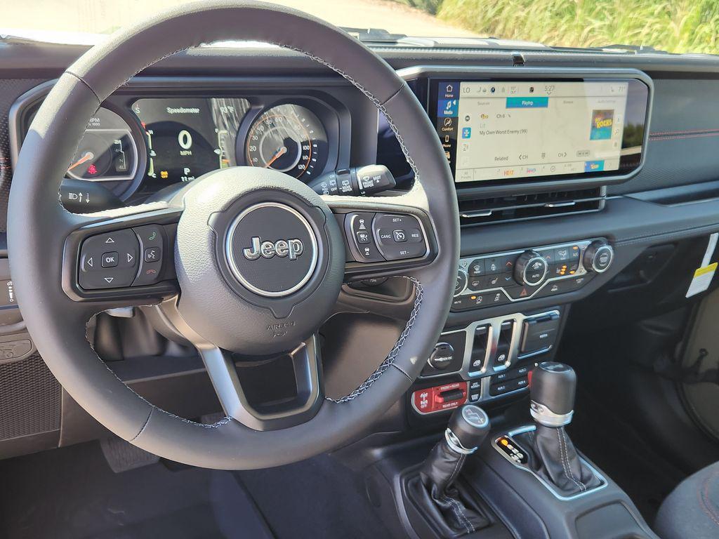 new 2025 Jeep Wrangler car, priced at $47,118