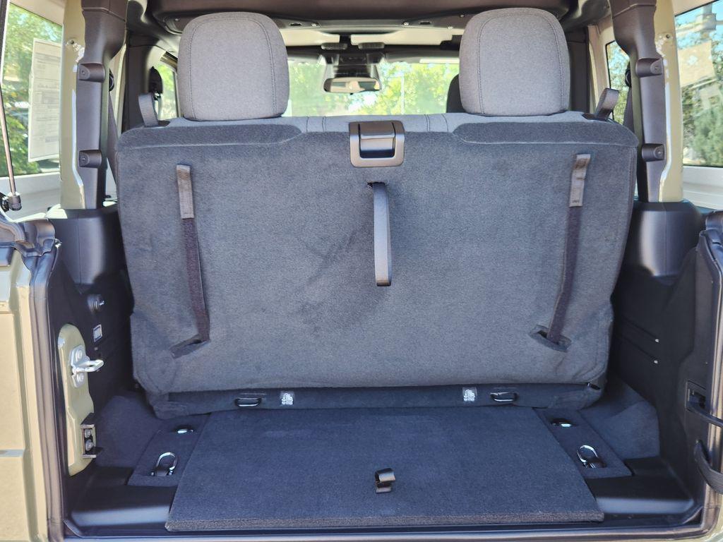 new 2025 Jeep Wrangler car, priced at $47,118