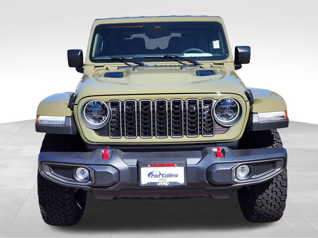 new 2025 Jeep Wrangler car, priced at $47,118