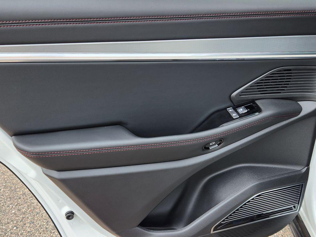 new 2025 Jeep Wagoneer S car, priced at $57,928