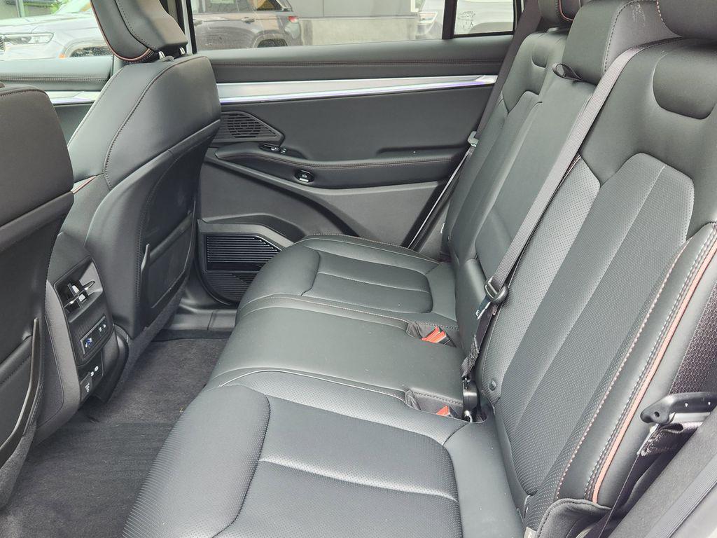 new 2025 Jeep Wagoneer S car, priced at $57,928