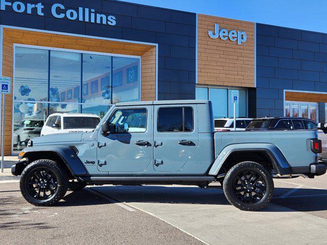 new 2025 Jeep Gladiator car, priced at $43,979