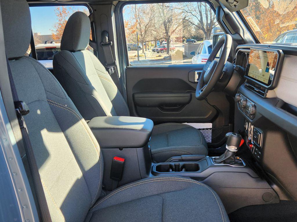 new 2026 Jeep Gladiator car, priced at $50,760