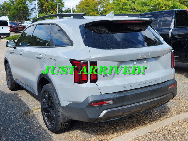 used 2022 Kia Sorento car, priced at $31,494