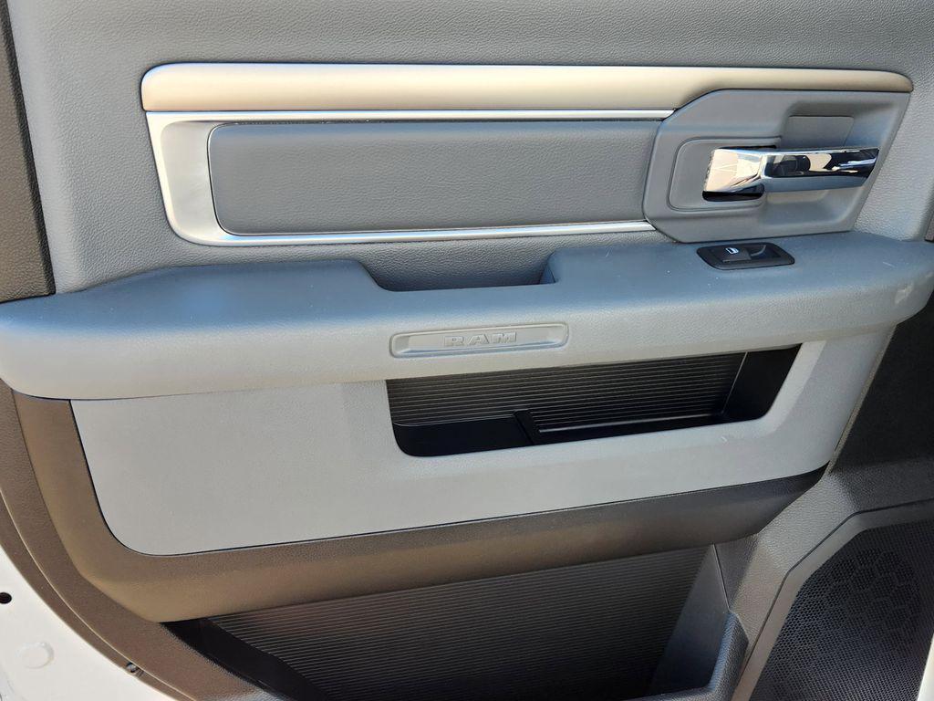 used 2020 Ram 1500 Classic car, priced at $30,195