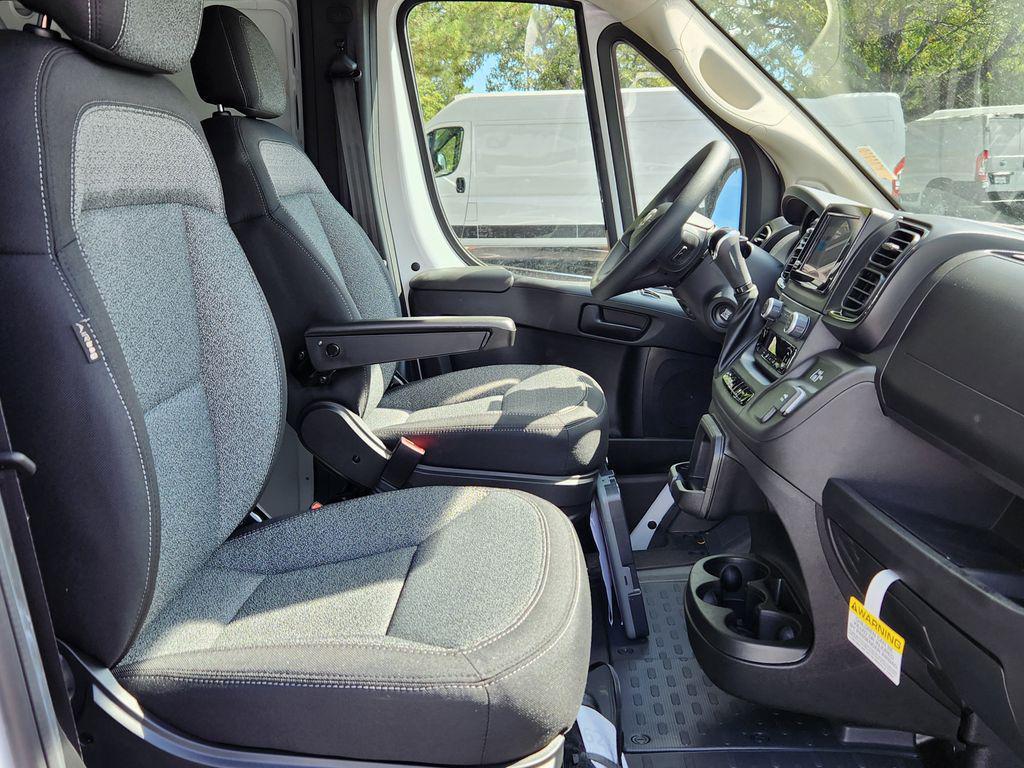 new 2025 Ram ProMaster 2500 car, priced at $43,995
