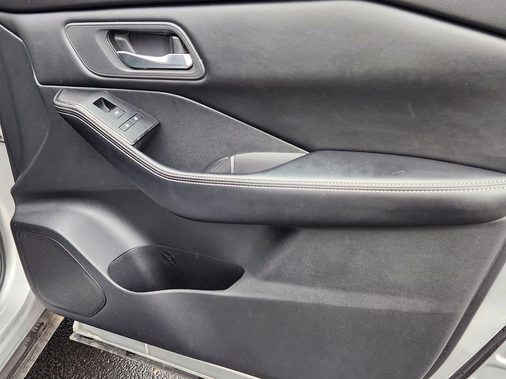 used 2024 Nissan Rogue car, priced at $25,295
