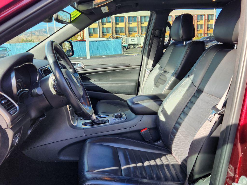 used 2020 Jeep Grand Cherokee car, priced at $27,418