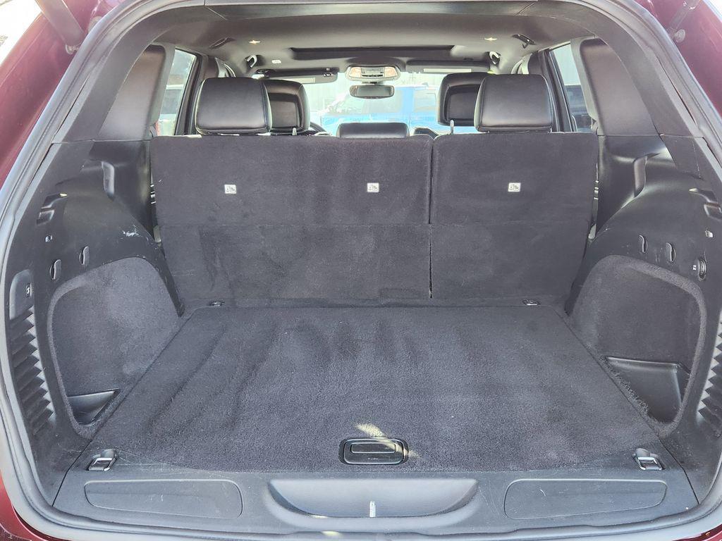 used 2020 Jeep Grand Cherokee car, priced at $27,418